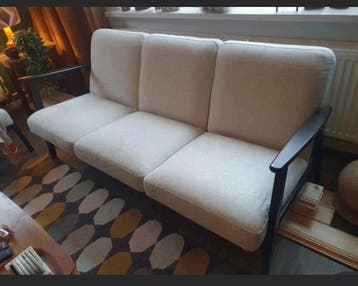 2 en 3 zitsbank Ikea Ekanaset houten leuningen