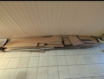 Gratis op te halen restanten gebruikte PVC planken