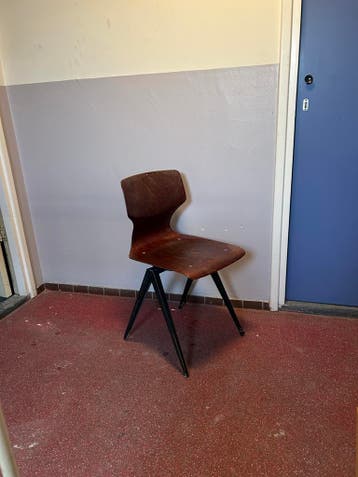 Vintage houten stoel - Goede staat- GRATIS !