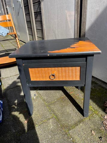 Gratis ophalen nachtkastje