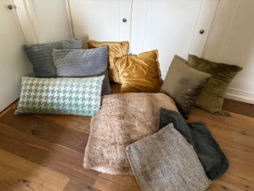 Sierkussens diverse GRATIS OPHALEN