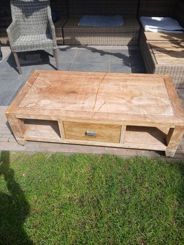 Gratis af te halen: Teak salontafel (opknapper)