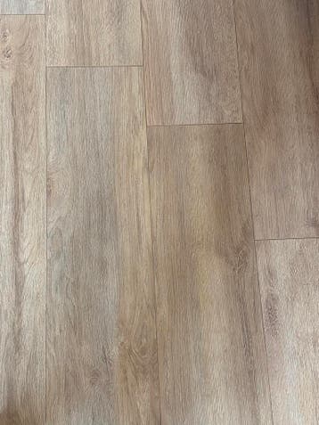 Mooie Laminaatvloer - Diverse Kleuren en Stijlen