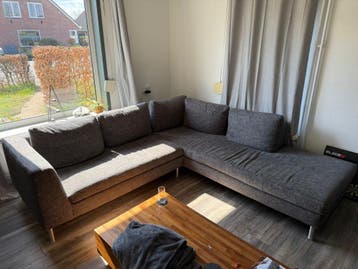 Mooi hoekbank (alleen vrijdag gratis op te halen)