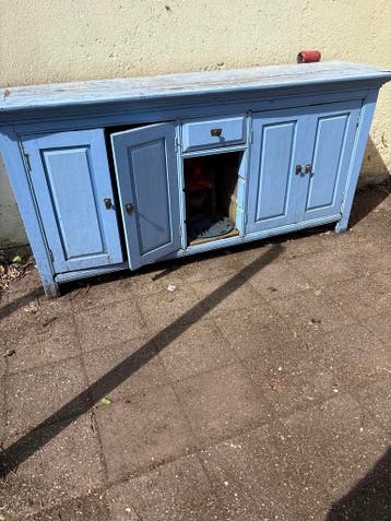 Gratis op te halen teakhouten dressoir, blauw geschilderd