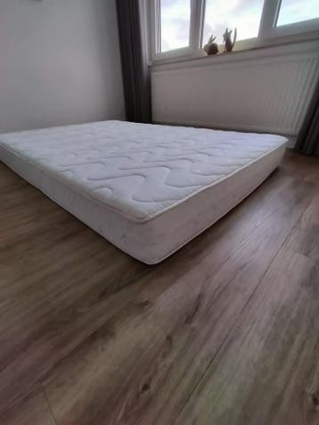 Gratis 2 persoons matras 140x210x20