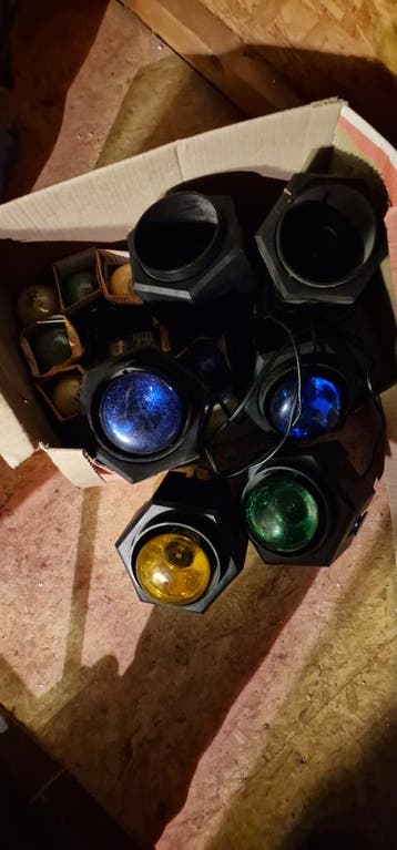 Gratis gekleurde lampen E27