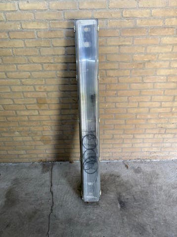 Gratis tl balk armatuur 160cm lang