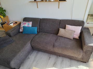 Grijze bank ophalen in de week van 20 april