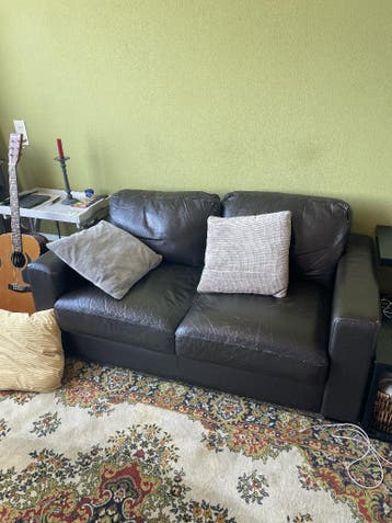Bruin leren bank (moet weg!)