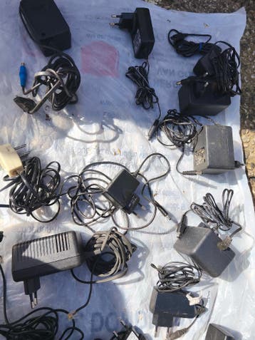 Oude mobiele adapter