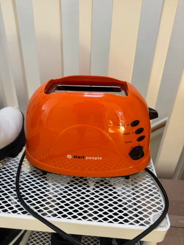 Oranje broodrooster - Start People