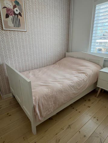 Gratis twijfelaar bed 120 breed met bodem en matras