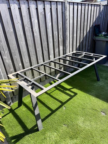 Stevig aluminium tafelonderstel voor diverse tafelbladen