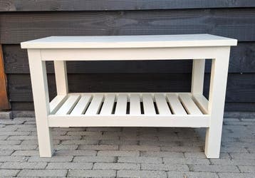 gratis af te halen tafeltje/schoenenbankje