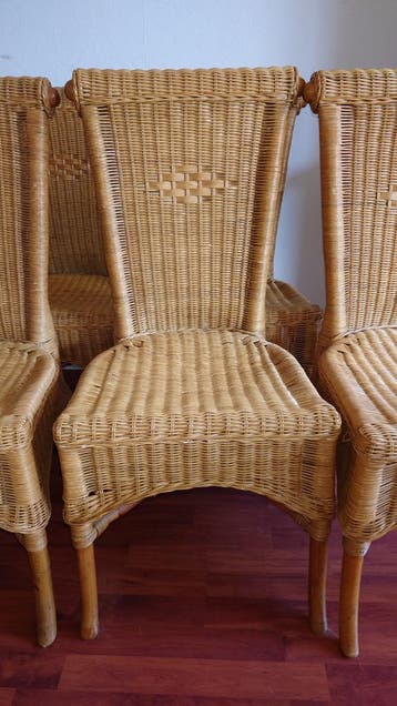 Stevige Rotan stoelen