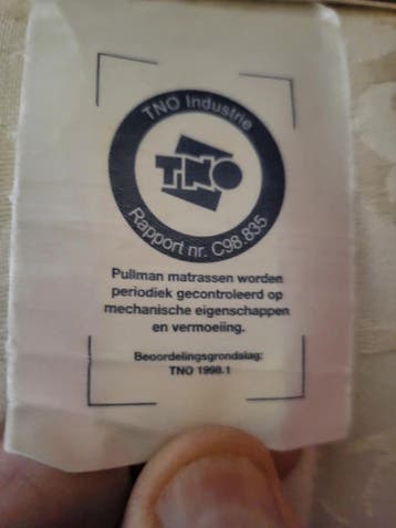 Gratis Pullman boxsprings  eventueel met matrassen
