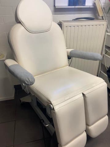 Elektrische behandelstoel pedicurestoel