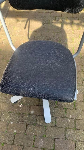 Zwarte bureaustoel gratis op te halen