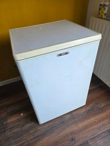 Tafelmodel koelkastje Zanussi