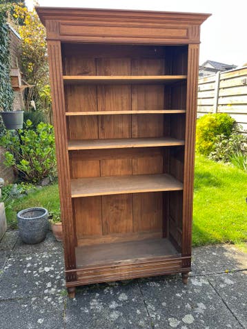 Boekenkast, gratis af te halen