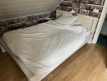 Gratis compleet bed van 140 cm bij 200 cm
