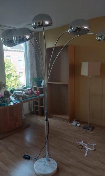 GRATIS: Design Vloerlamp (5-Lichts Chroom) – Voor de Handige