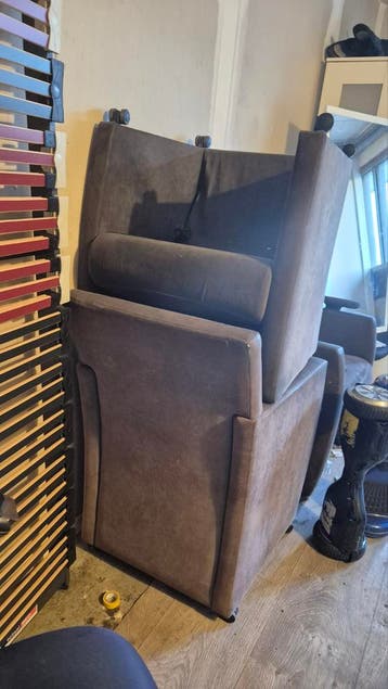 4 eetkamerstoelen gratis