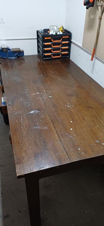 Gratis af te halen  Teak houten eet tafel.