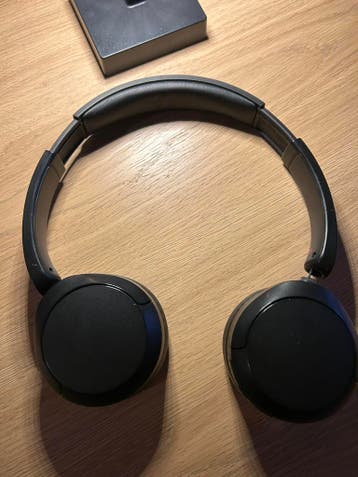 Koptelefoon ( stuk misschien voor onderdelen)