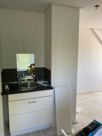 IKEA  keuken met 3 lade kasten, ijskast en spoelbak en lades