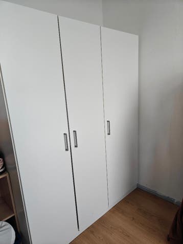 IKEA KLEPPSTAD kledingkast