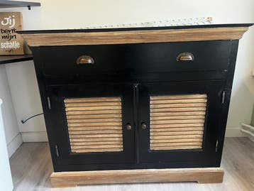 Dressoir zoekt nieuw huis (GRATIS)