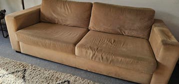 Comfortabele 2-zitsbank in beige stof