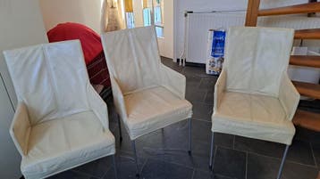 3 gebruikte stoelen gratis af te halen