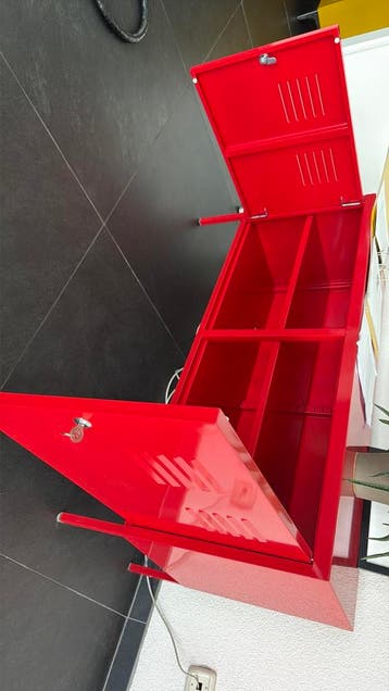 IKEA metalen bijzettafel - Zeer goede staat