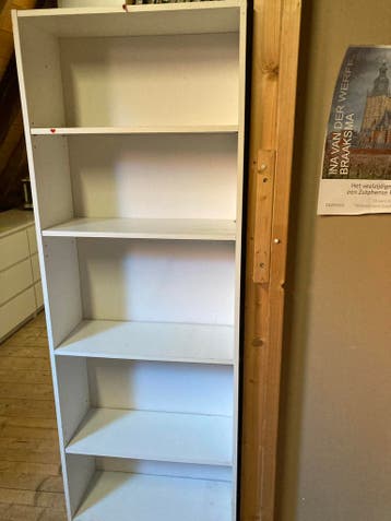 4x witte Billy Boekenkasten, 5 planken - Gratis af te halen