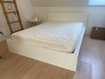 IKEA Malm bed 140x200