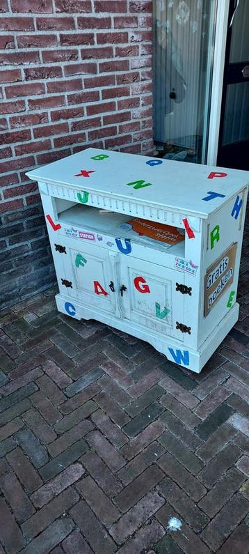 Minibieb op wieltjes - Uniek en decoratief