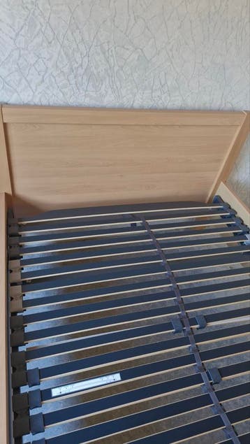 Twijfelaar bed gratis af te halen