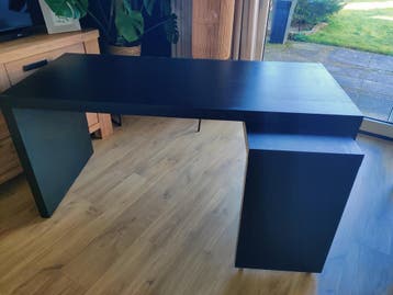Malm bureau Ikea