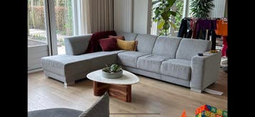 Hoekbank zonder kussens gratis af te halen