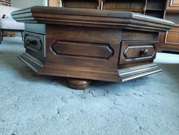 Houten salontafel met lades