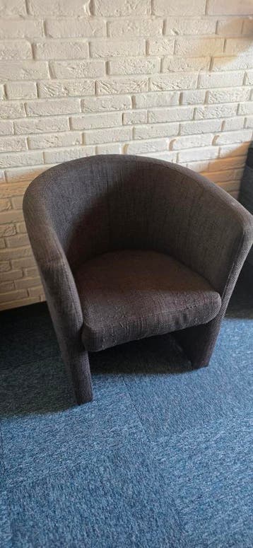 Donkergrijze fauteuil