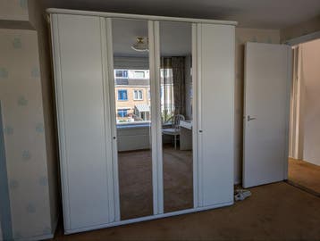 Witte Linnenkast / Kledingkast met Hang- en Leggedeelte