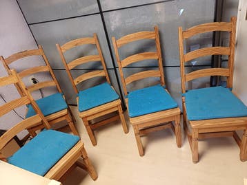 eettafel stoelen gratis.