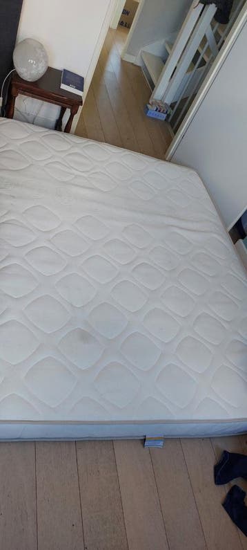 Goed en bijna niet gebruikt tweepersoons matras