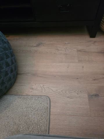 Laminaat circa 40m2 gratis op te halen, zelf er uit halen