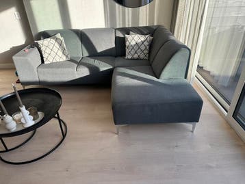 Hoekbank. Morgen (08.04) GRATIS af te halen!