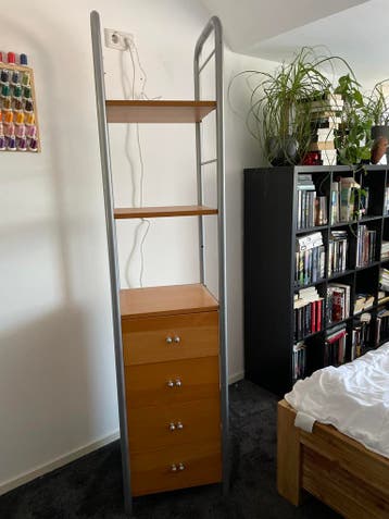 Boekenkast/Ladekast met 3 lades en 2 planken